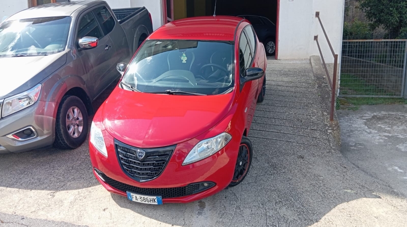 Lancia Ypsilon 1.3 Mtj 95Cv 2015- Km 180.000 Auto